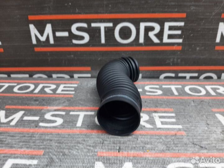 Патрубок вентиляции Bmw 5-Series E39 M54B25