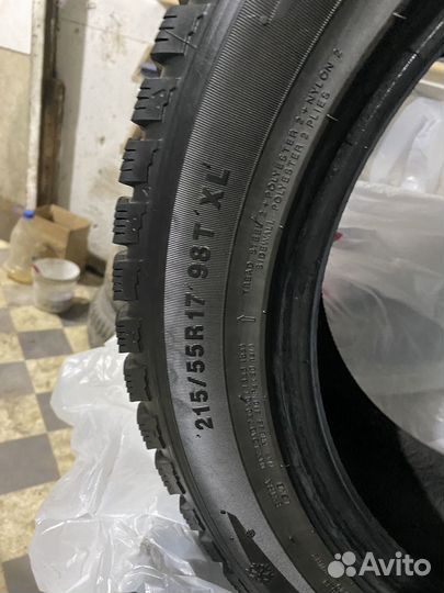 Kumho I'Zen KW22 215/55 R17 98T