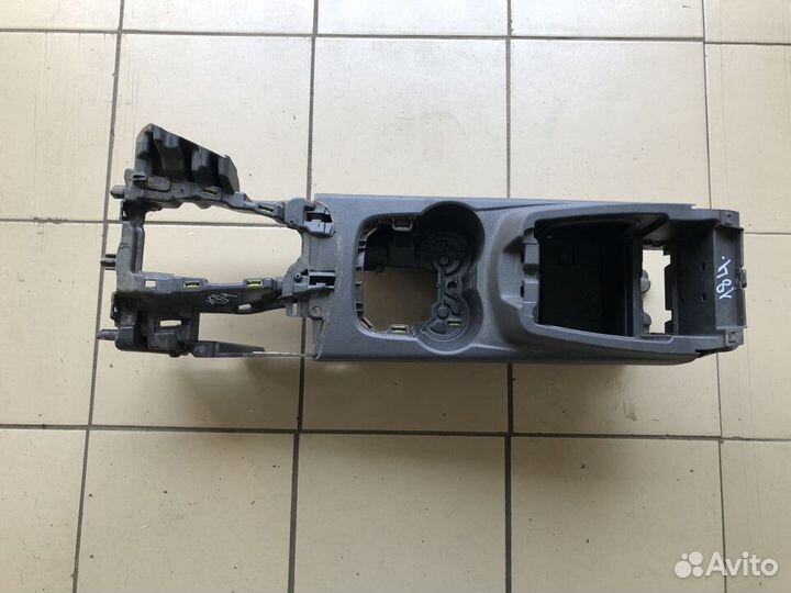 Центральный тоннель Ford Focus 3