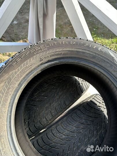 Nokian Tyres Hakkapeliitta R3 225/60 R17