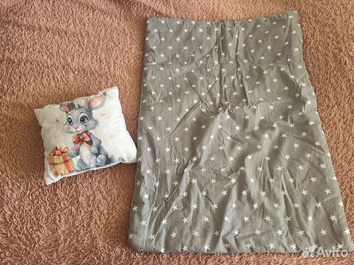 Детская подушка и одеяло