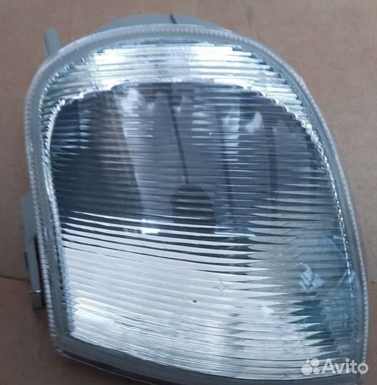 Указатель поворота передний левый 9524192E