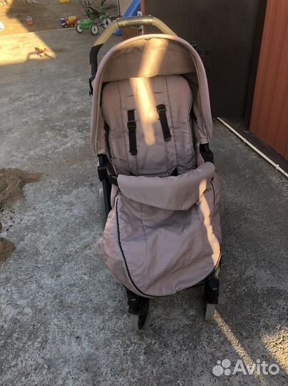 Прогулочная коляска peg perego book