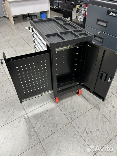 Тележка инструментальная c инструментом FK-55300