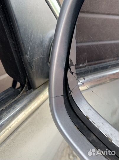 Volkswagen Passat B6 - Зеркало боковое правое