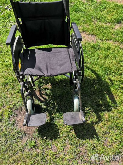 Кресло коляска для инвалидов. ortonica olvia 10