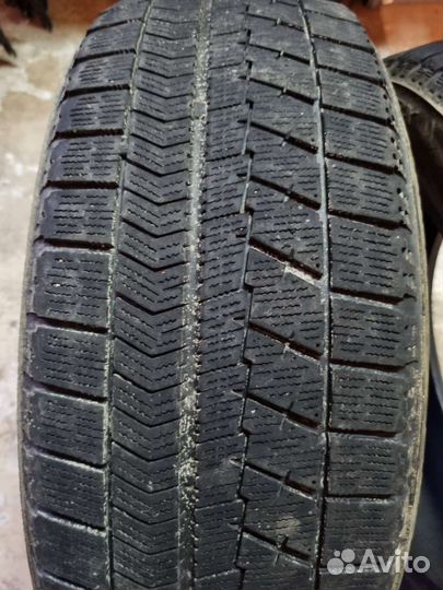 Bridgestone Blizzak VRX 205/60 R16 92S