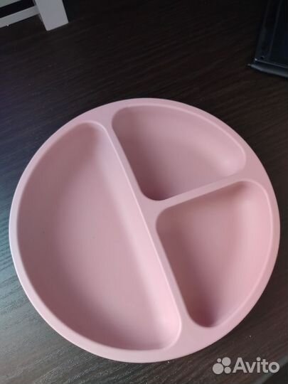 Поильник и тарелка