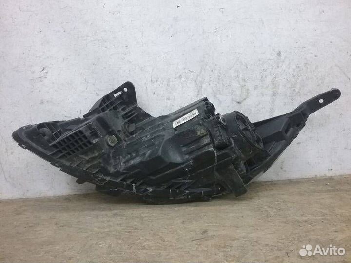 Фара правая Kia Rio