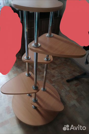 Продам стойку для цветов за 4500,возможно торг