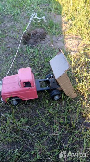 Игрушки СССР самосвал
