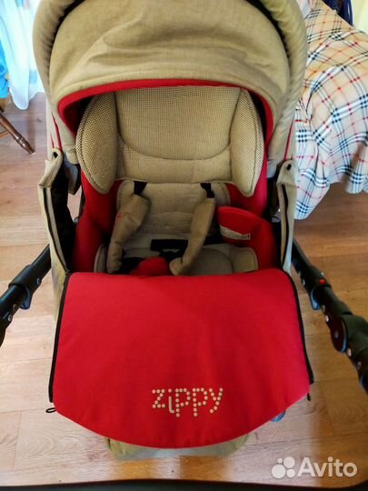 Детская коляска Zippy