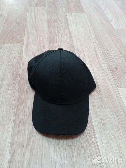 Кепка однотонная