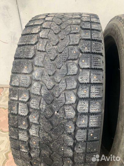 Yokohama Ice Guard F700S 235/45 R17