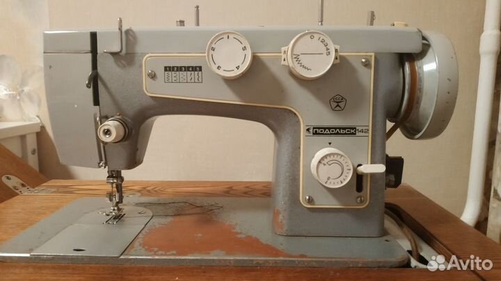 Швейная машинка 