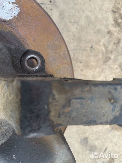 Кулак поворотный передний Санта Фе 2 (см)