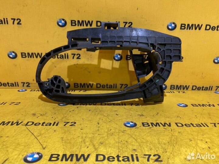 Кронштейн ручки двери задний левый Bmw 7 E65
