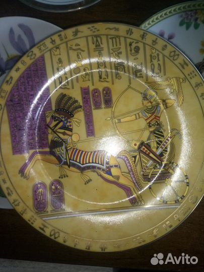 Тарелка декоративная настенная