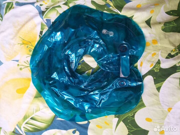 Надувной воротник для купания