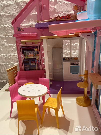 Домик кукольный malibu
