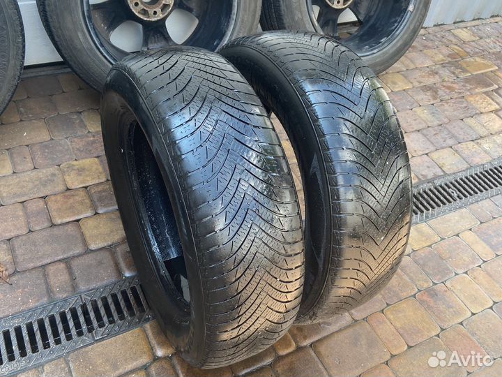 Minerva Frostrack HP 215/65 R16 98H