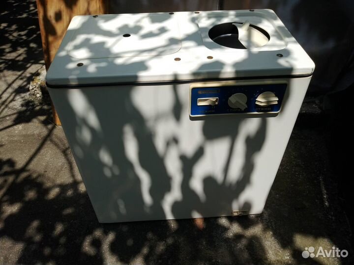 Стиральная машина с вертикальной загрузкой