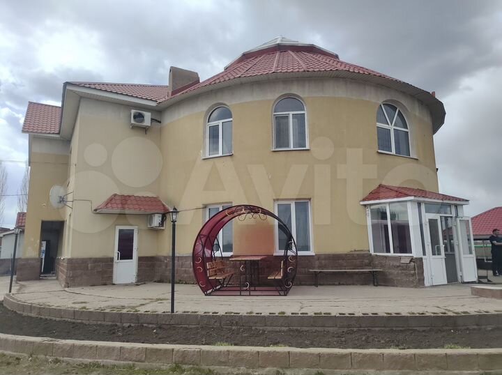 Здание, 482.2 м²