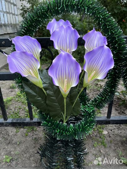 Венки, корзины, вазы а ассортименте и на заказ