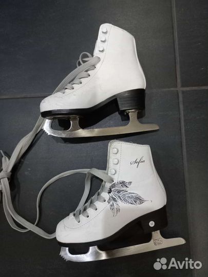 Коньки фигурные размер 32