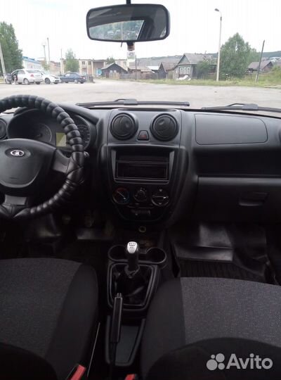 LADA Granta 1.6 МТ, 2013, 130 000 км