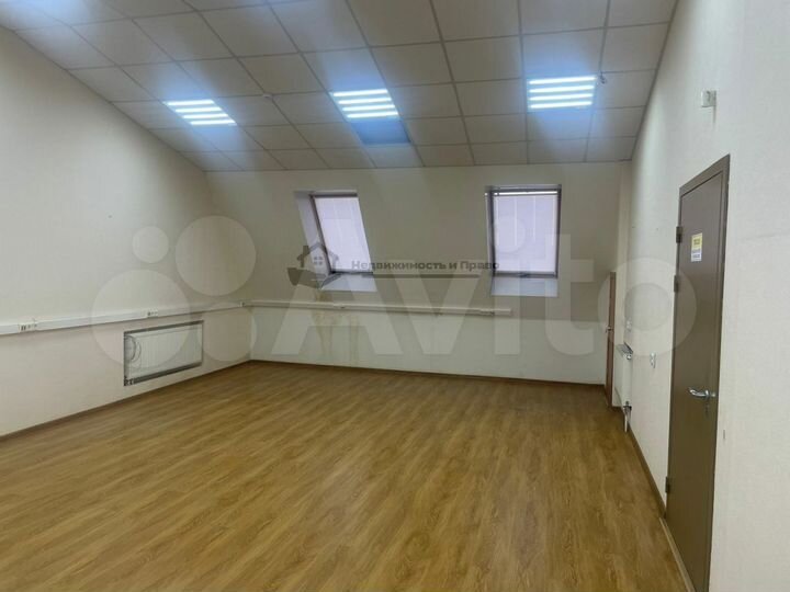 Продам помещение свободного назначения, 500 м²