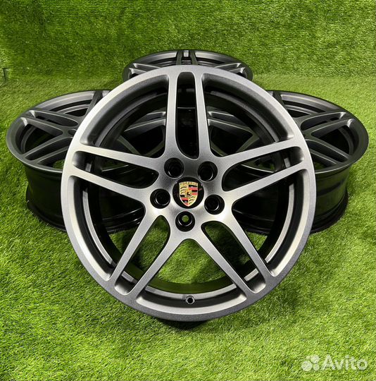 Одноширокие, кованные диски Porsche Macan, 8J