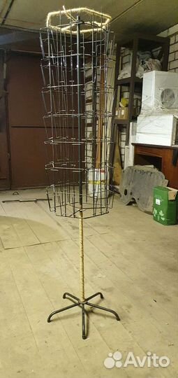 Стойка вращающаяся, буклетница