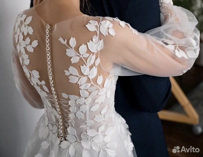 Свадебное платье