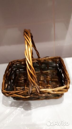 Корзина плетеная