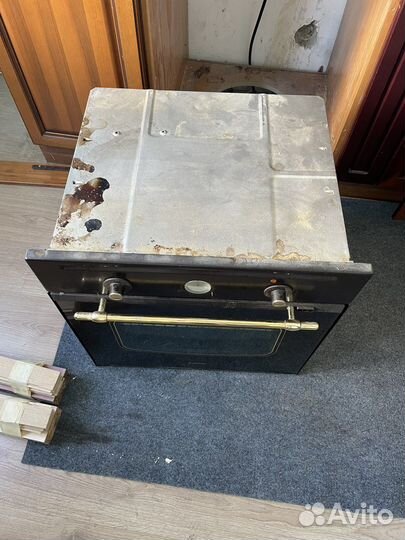 Духовой шкаф Ariston