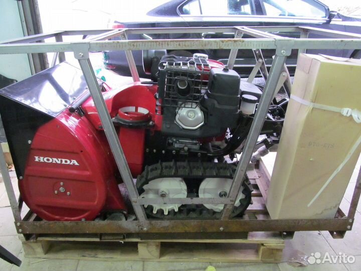 Снегоуборщик honda HSS970