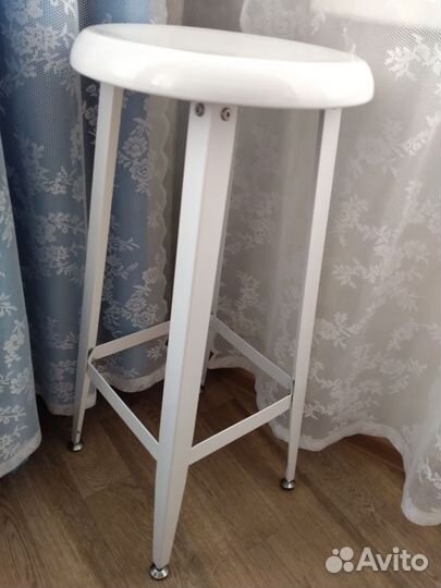 Стул барный