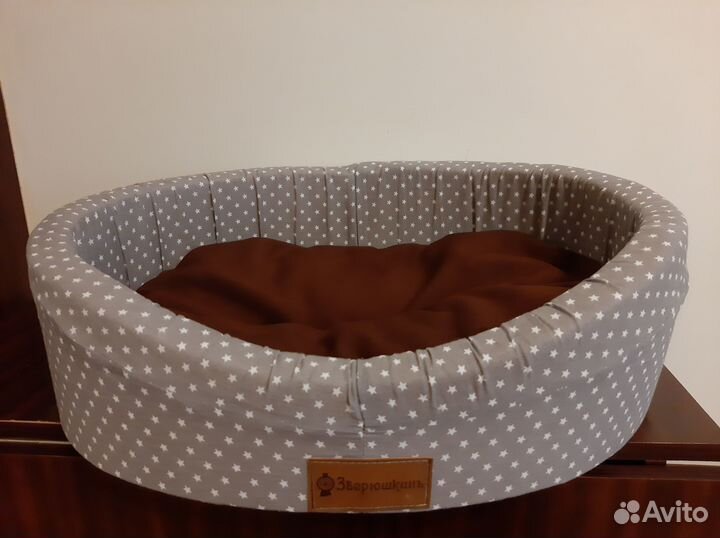 Лежанка для кошек