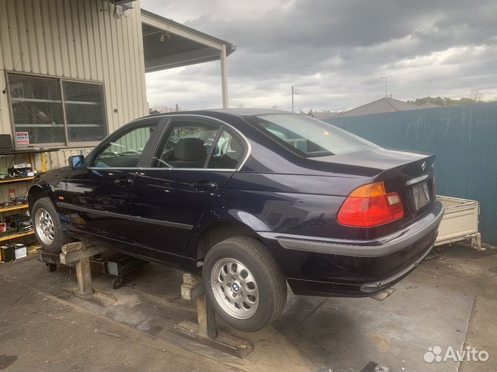 В разборе Bmw 3-Series E46