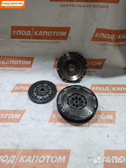 Маховик BMW 3 E90/E91/E92/E93 (2004 - 2010)