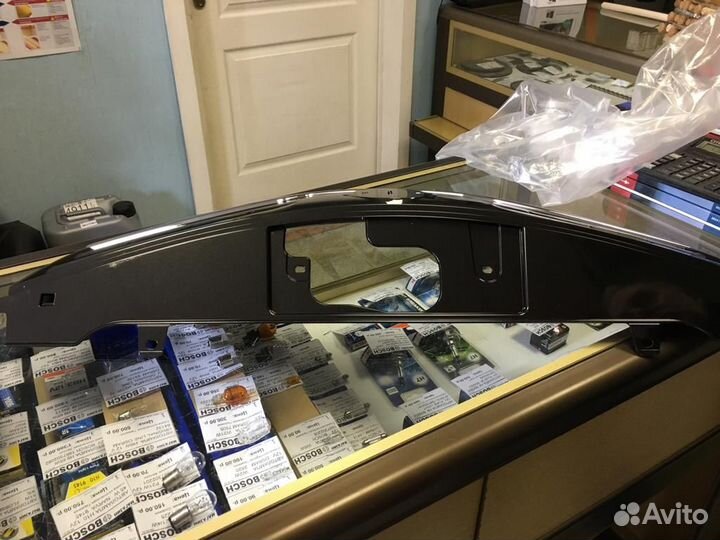 Решетка радиатора Nissan Note 2012