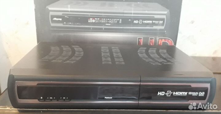 Спутниковый ресивер Skyway Platinum
