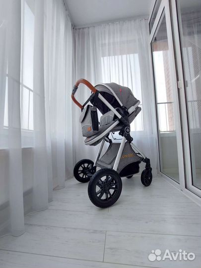 Коляска 3 в 1 новая