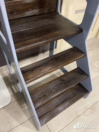 Башня помощника монтессори