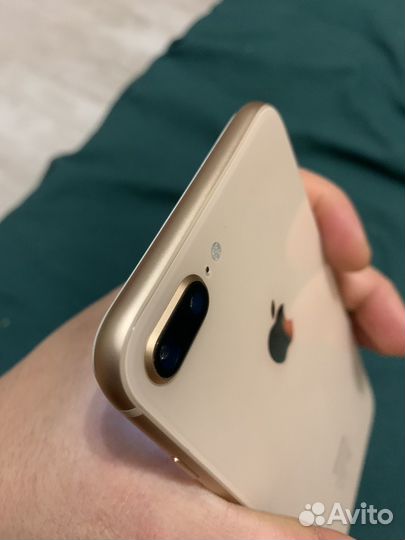 iPhone 8 Plus, 64 ГБ