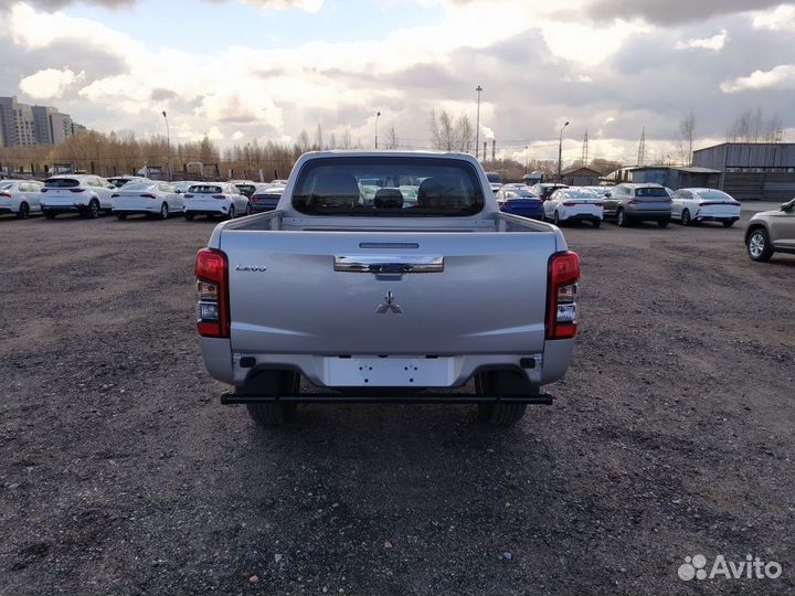 Mitsubishi L200 2.4 AT, 2021