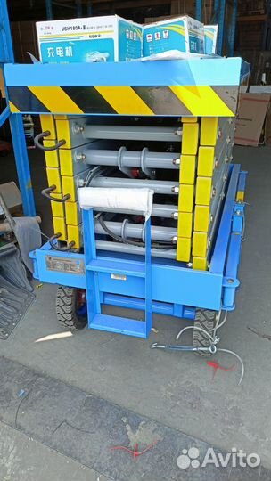 Подъемник ножничный самоходный