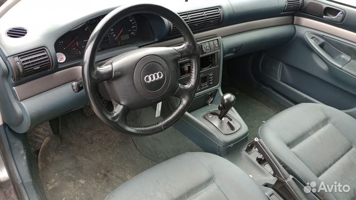 Разборка audi а4 в5 2.4 АКПП 98 авант