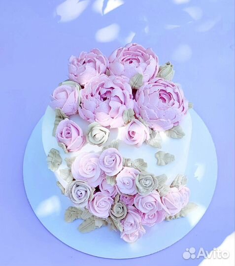 Торты и медово-имбирные пряники